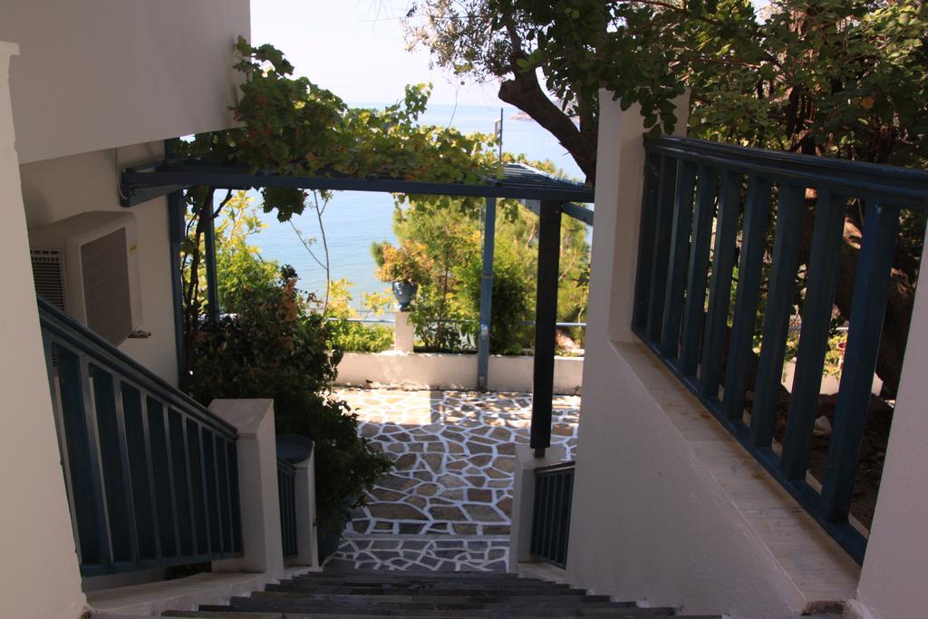 Blue Horizon Apartment Marathokampos Exterior photo